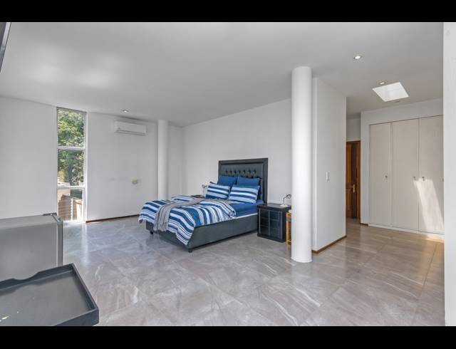 5 BEDROOM FREEHOLD FOR SALE IN MORNINGSIDE